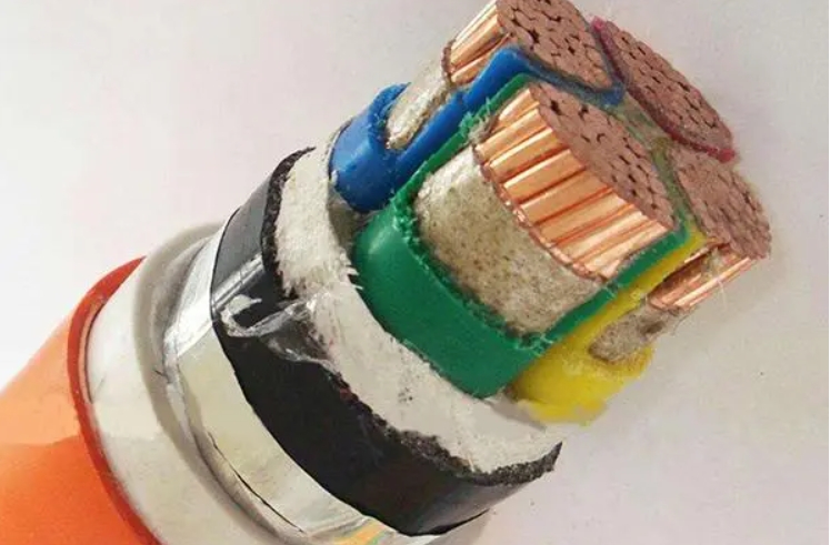 萬(wàn)瑞通電纜廠來(lái)了解一下電纜終端頭的作用是什么.jpg